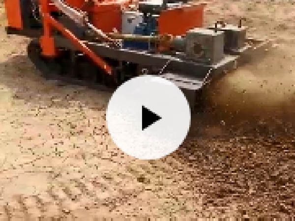 深翻机自动工作视频